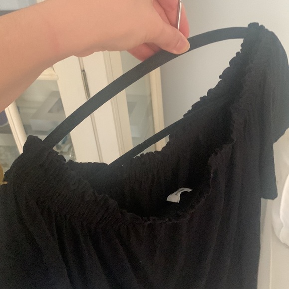 Aritzia Wilfred Off-the-Shoulder Black Blouse - Picture 9 of 9